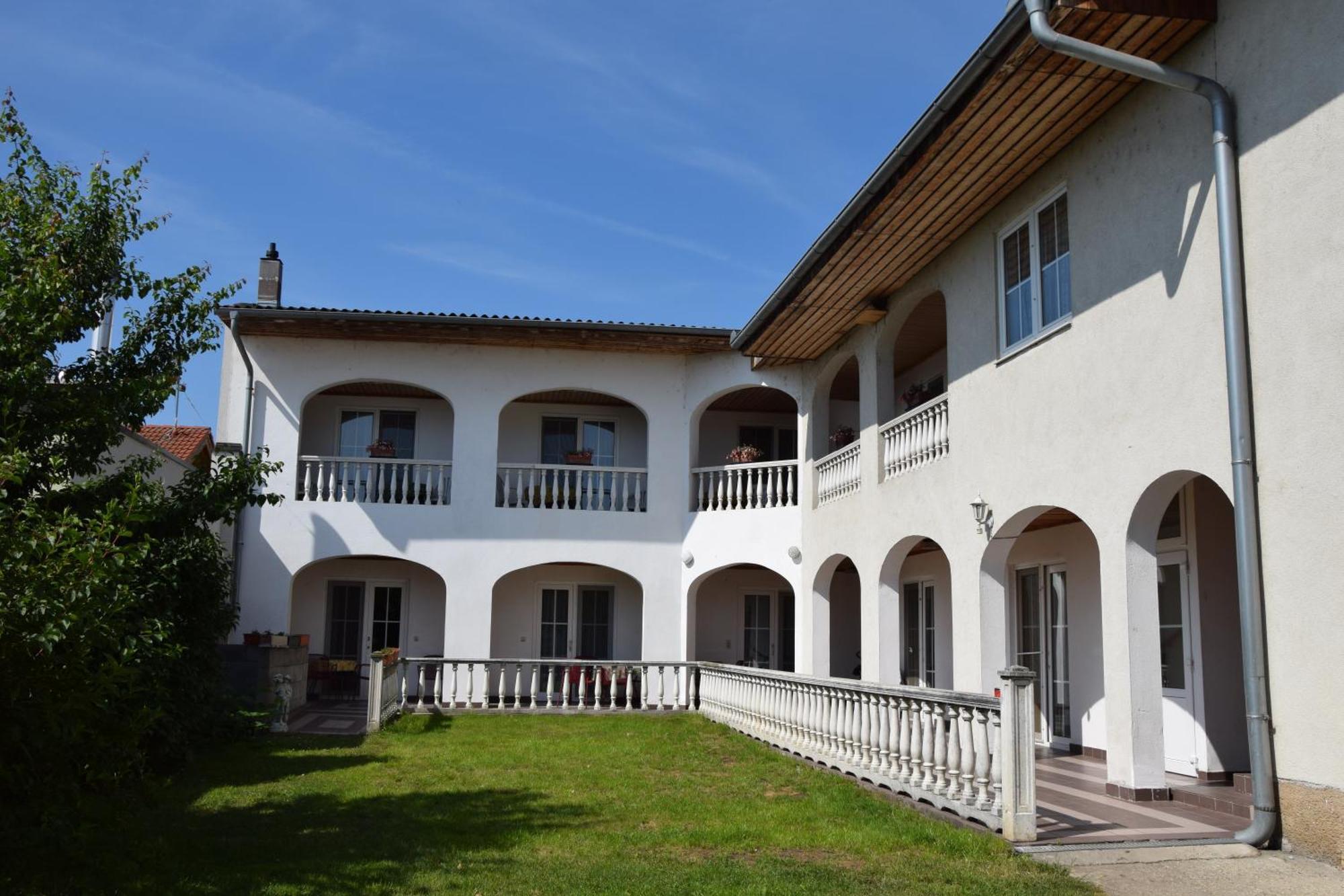 Appartmenthaus Rosenhof Podersdorf am See Extérieur photo