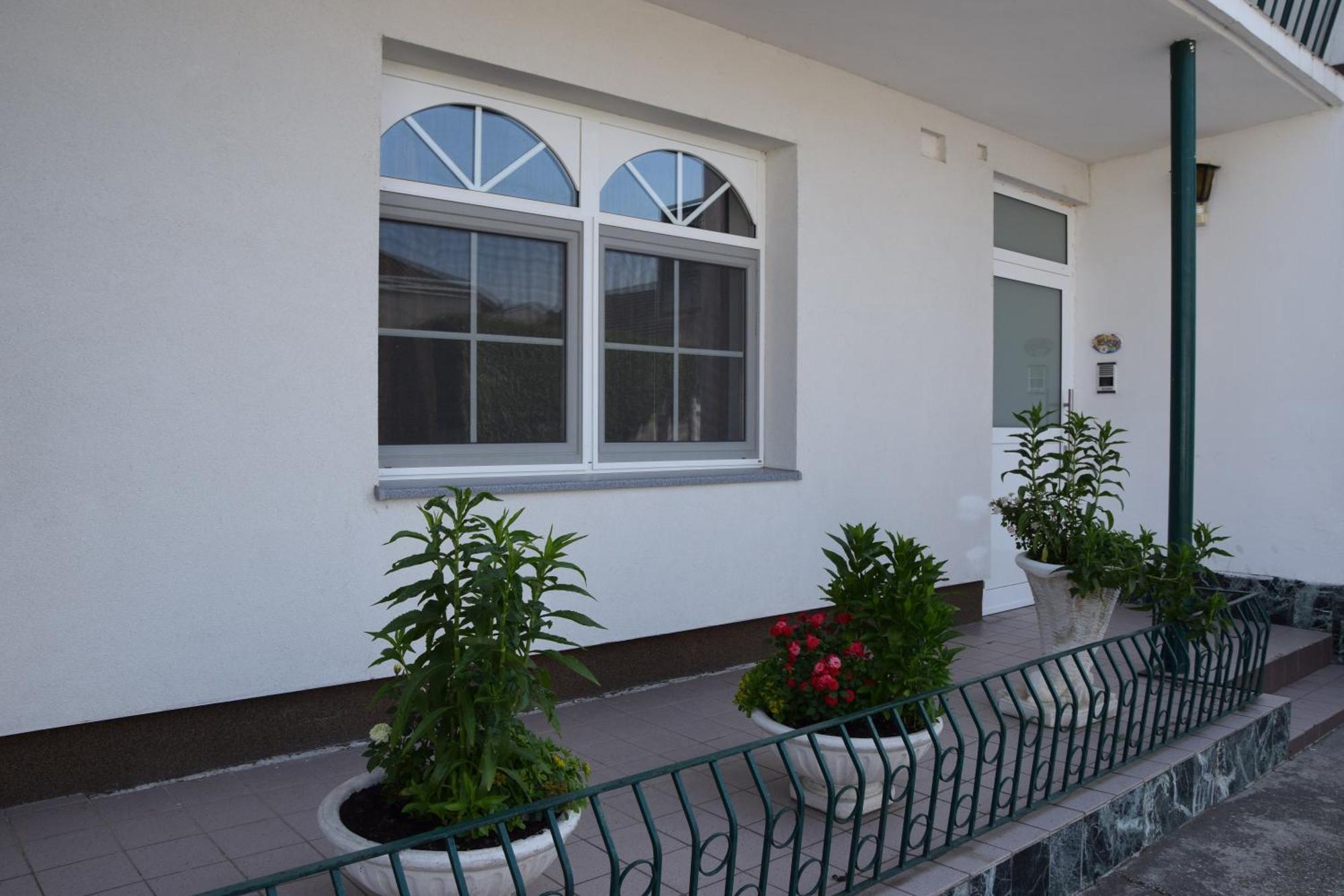 Appartmenthaus Rosenhof Podersdorf am See Extérieur photo